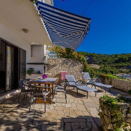 Villa House Zdenka à Donji Okrug  Extérieur photo